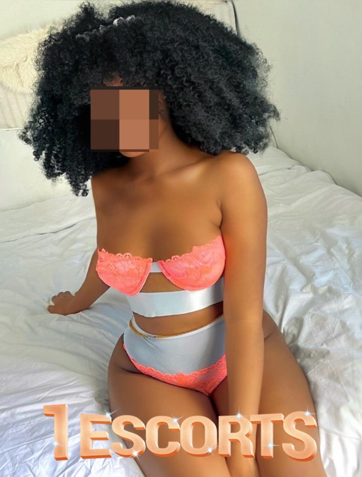 Chloe Escort in Marrakech -3