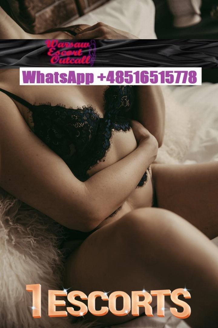Magdalena Warsaw Escort -3