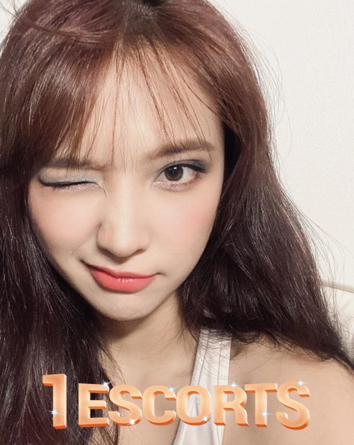 Zoya thapa independent