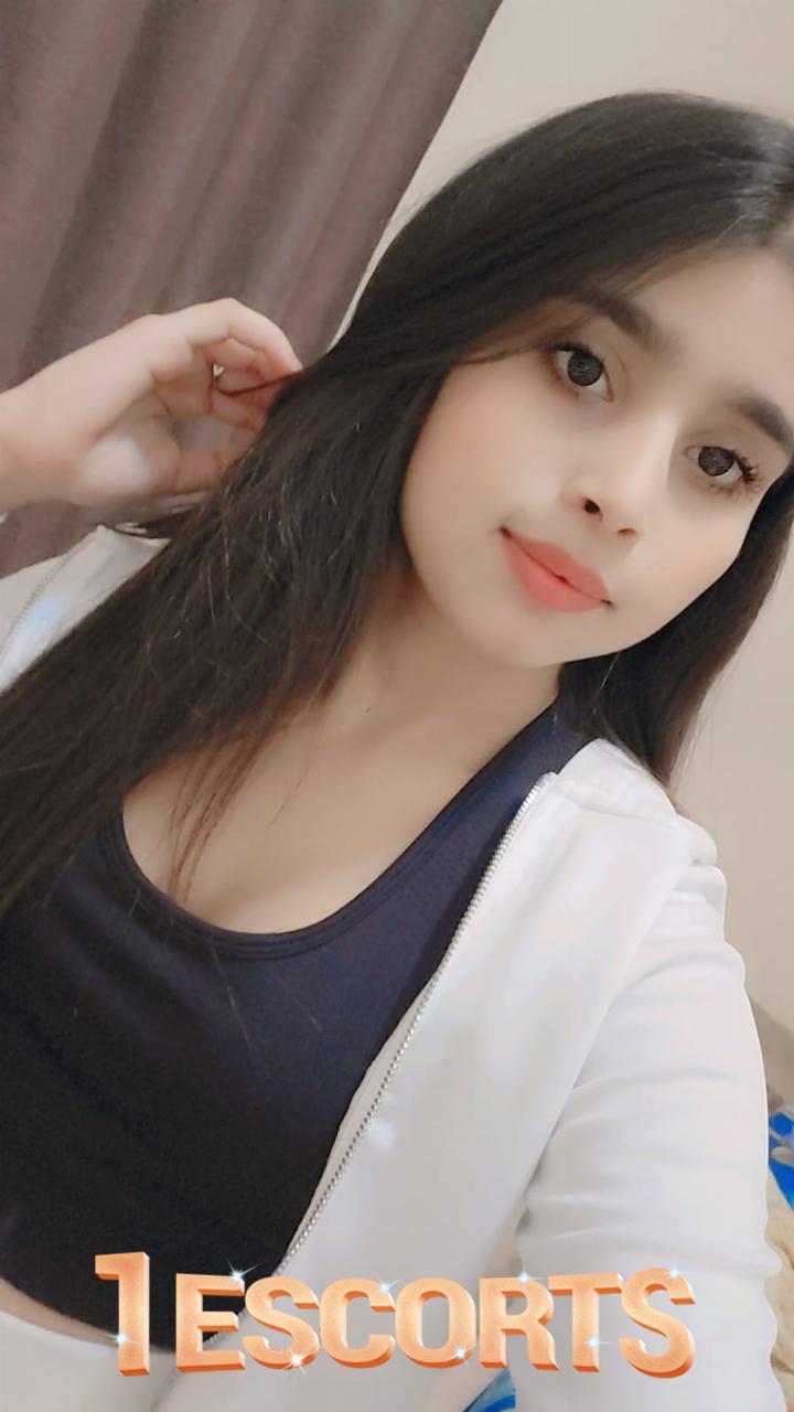 Antriksha Indian Dancer Now In Muscat Oman For VVIP Service -3