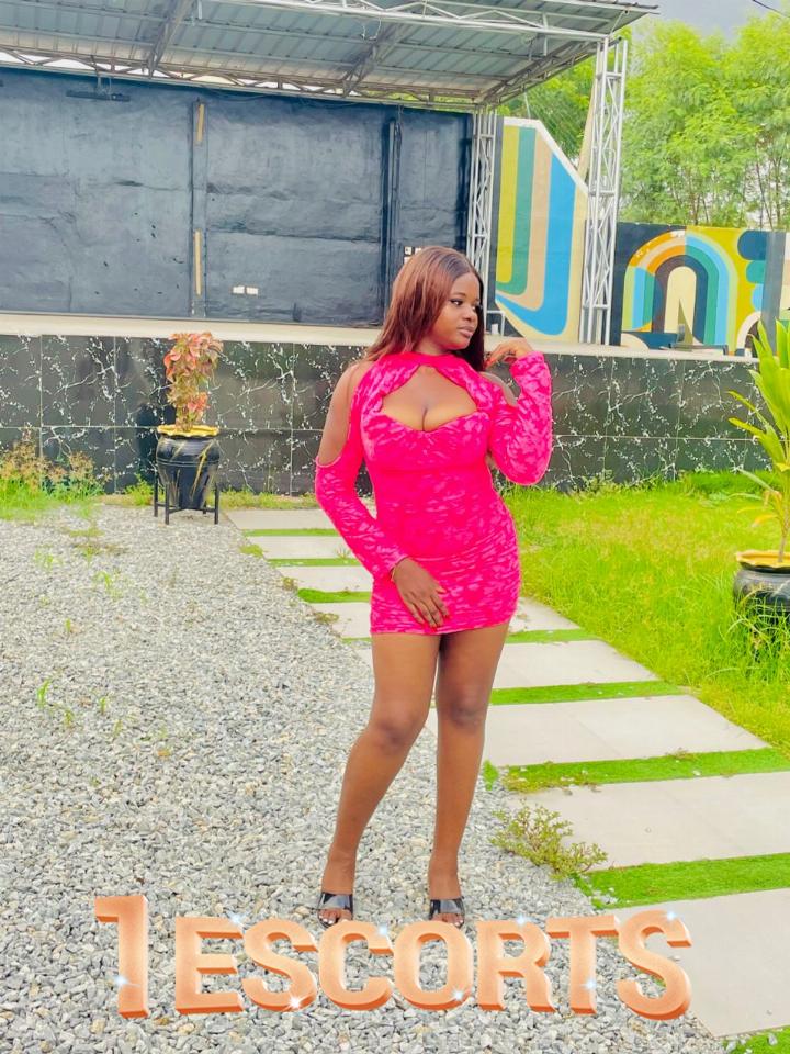Accra naughty baddie available for hook up -2