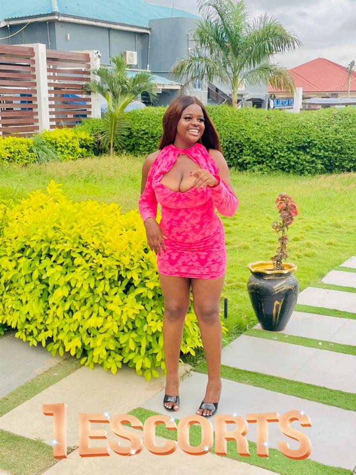 Accra naughty baddie available for hook up -3