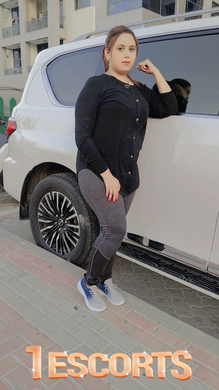 Aizah khan