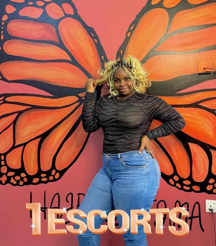 East legon Anal baddie hook up