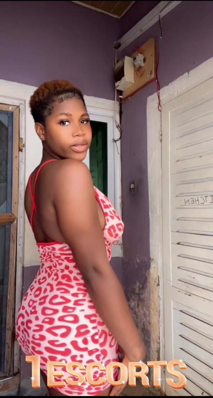 Weija White Cross hook up