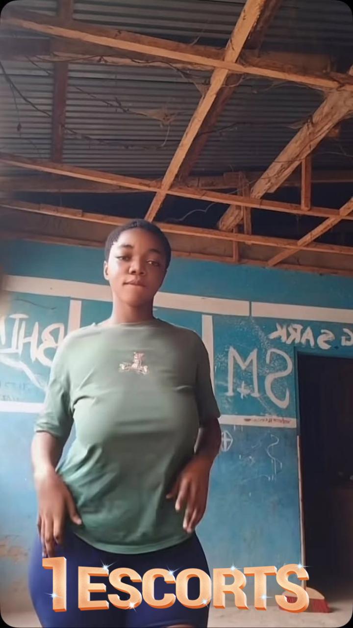 Pretty Ghanaian Hookup Girls
