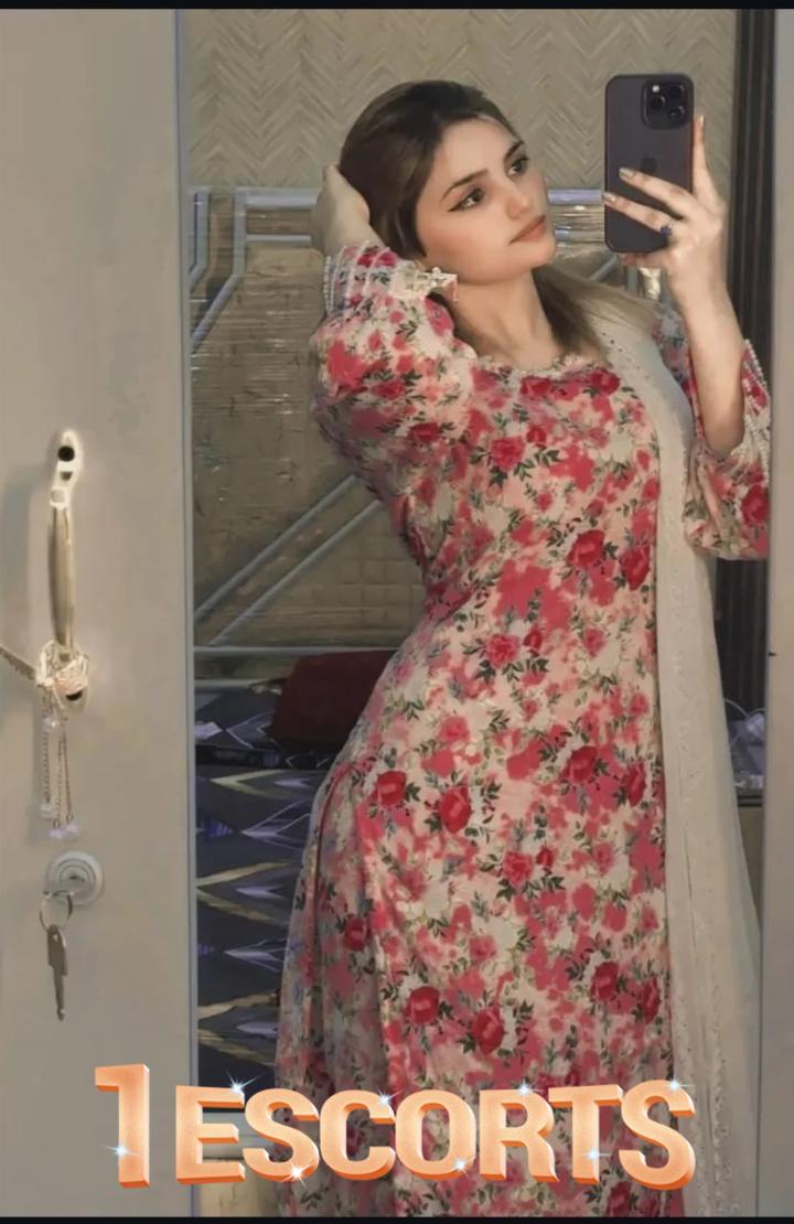 Escorts in Valencia town Lahore Female escorts in Lahore