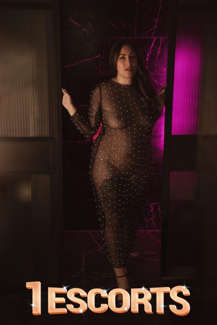 Frankie Sinclair | The Perfect Mix Of Sugar & Spice -4
