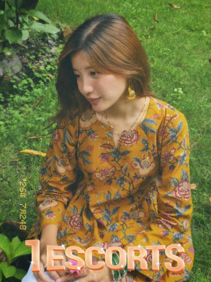 Simran karki -3
