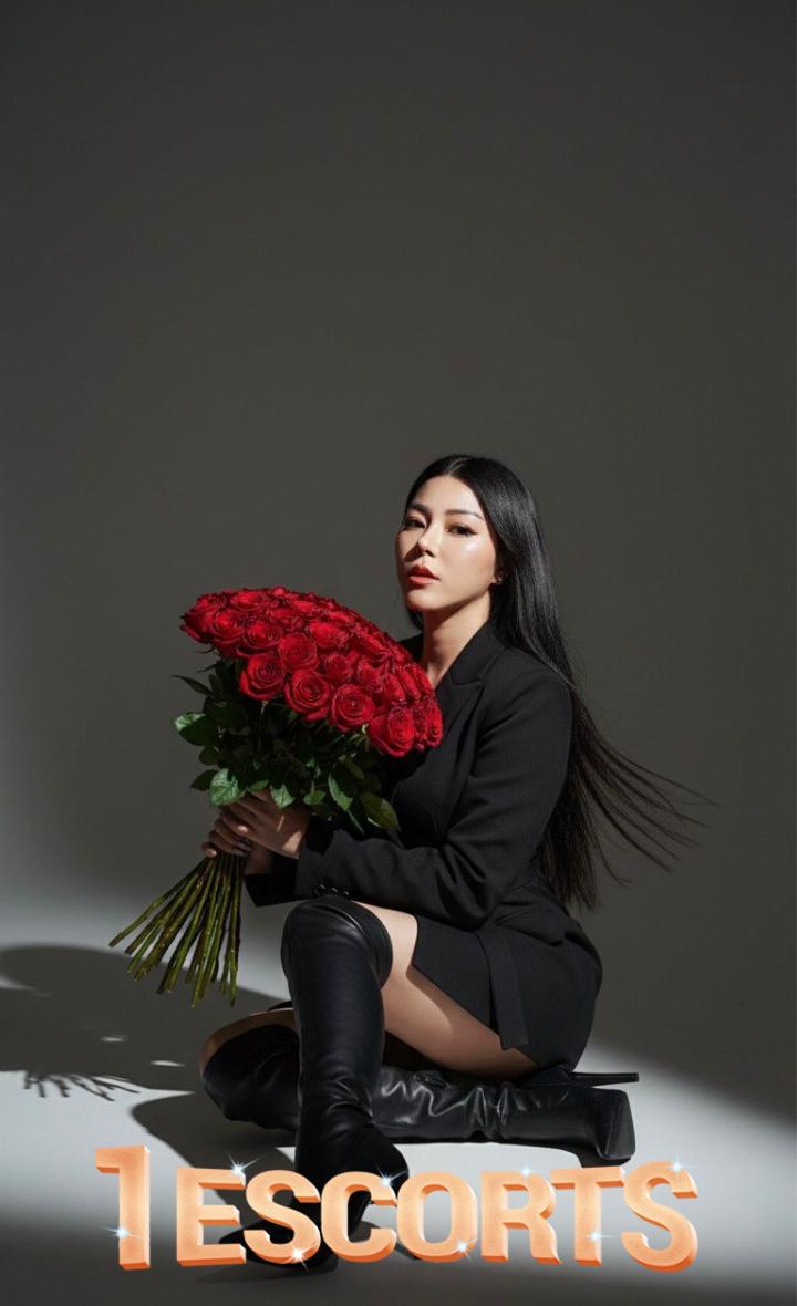 Warehouse VIP Escort Talent By Dragon Entertaintment Jakarta -3