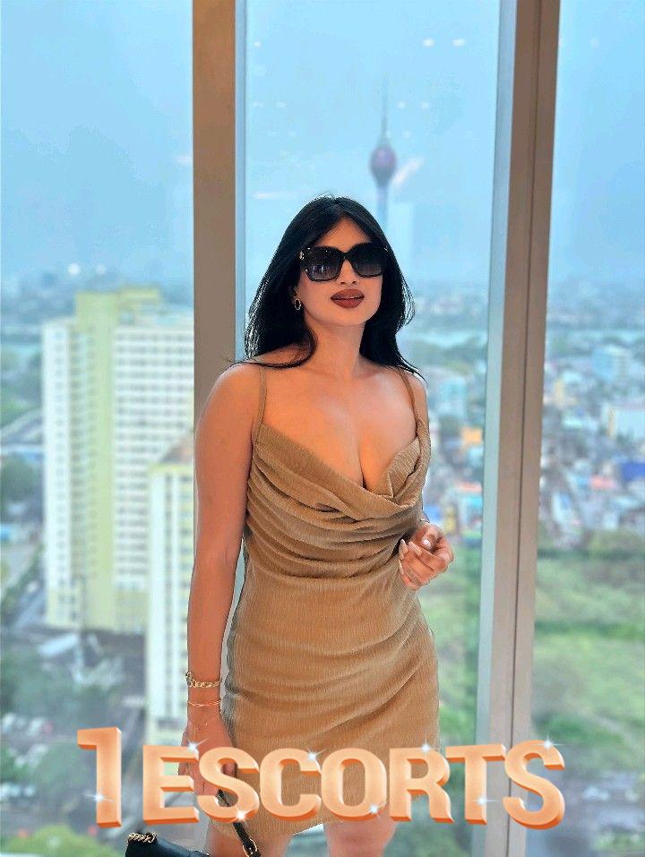 |High Class MOst Beautiful Luxurious Talented Girls Availabe In Lahore Gulbarg Bahria town DHA