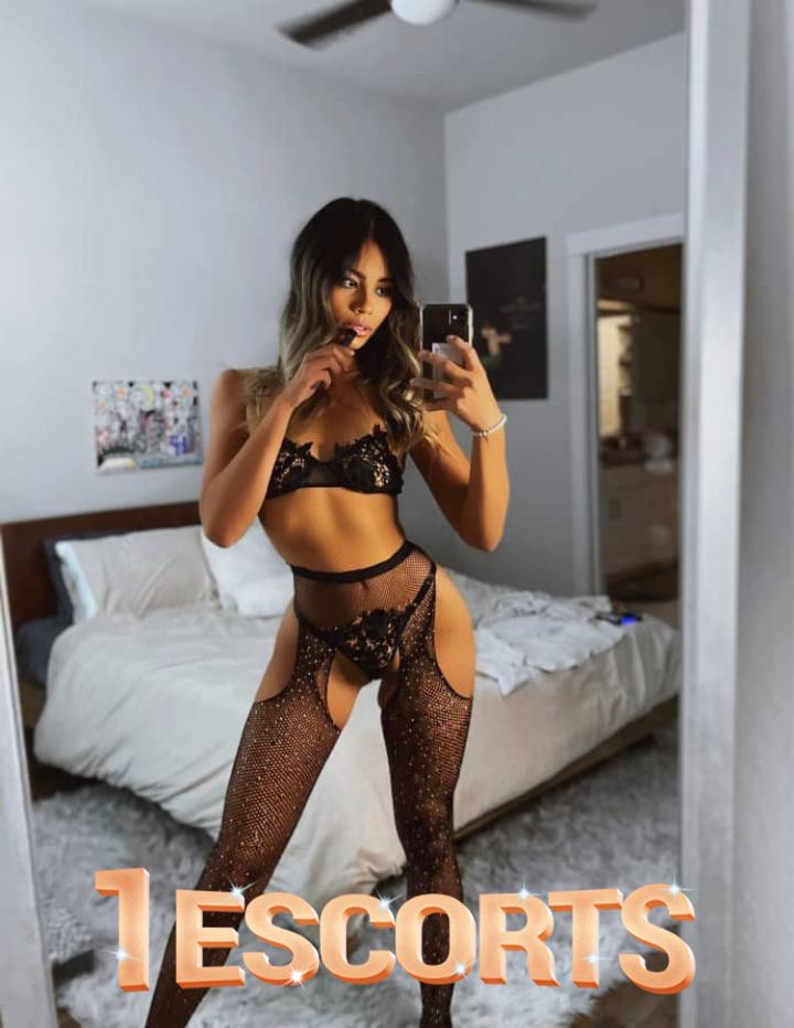 Escorte disponible calais -3