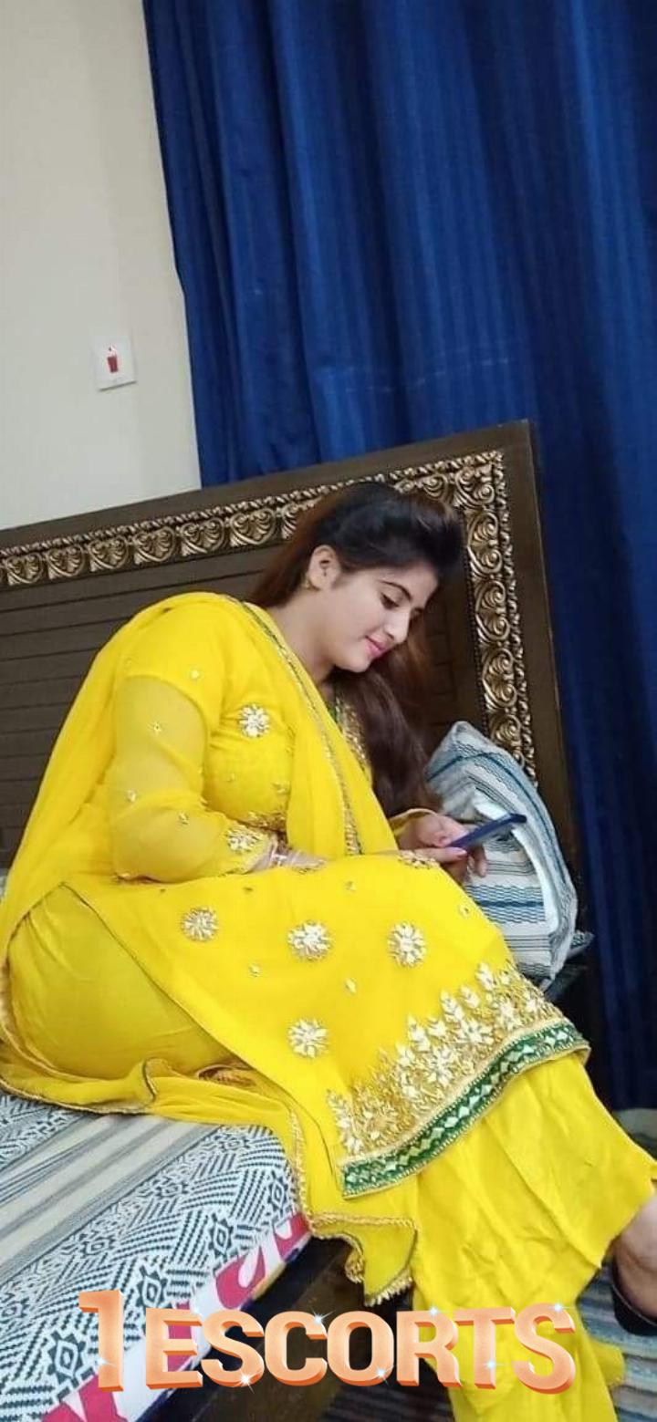 ZARA KHAN ESCORTS ESCORTS MODELS IN ISLAMABAD NIGHT SERVICES -2