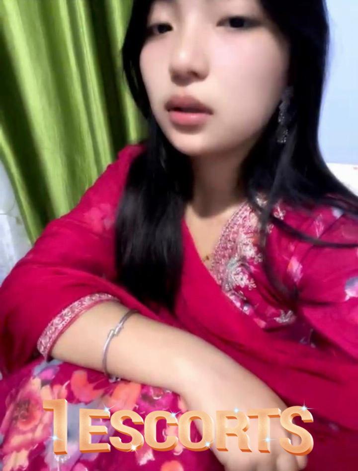 ComeANDmeet Pokhara top escorts