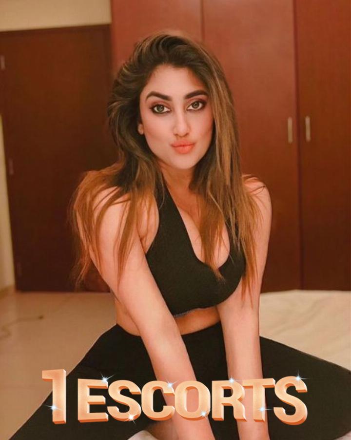 Dhriti Dubai Call Girl Service | WhatsApp to book: +971568211749