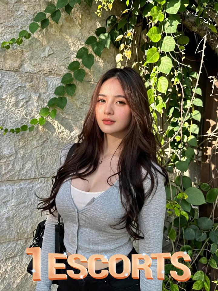 Ayuadelia -4