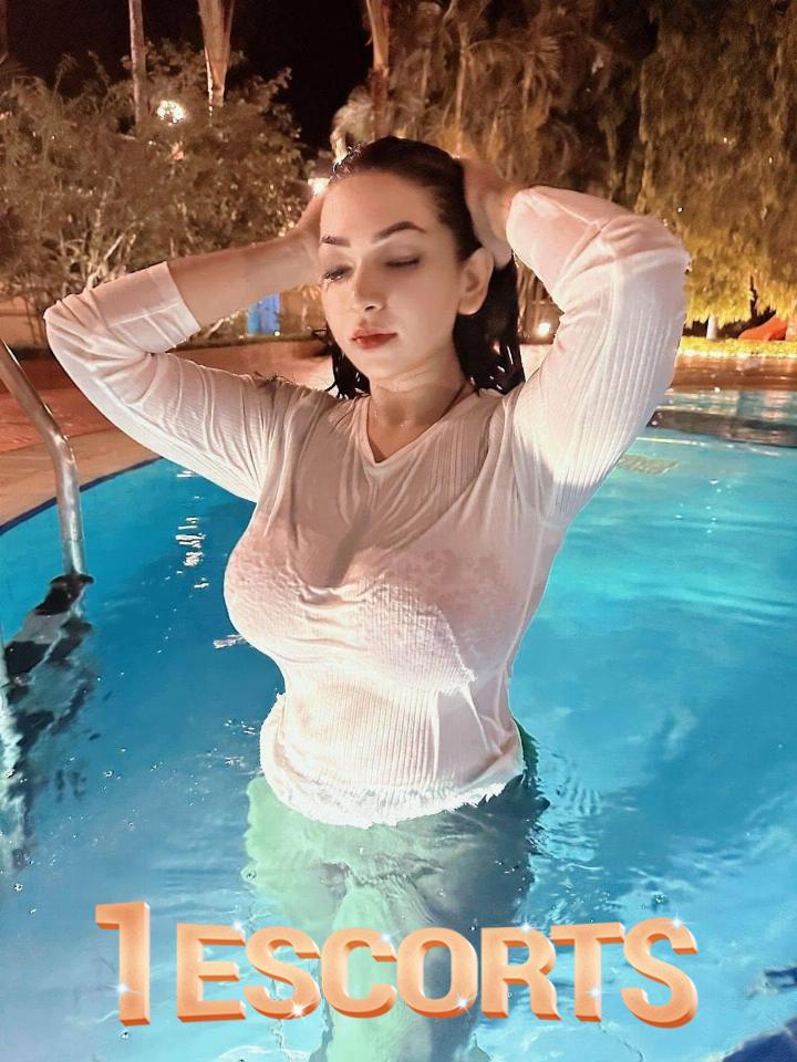 PREMIUM ESCORT SERVICE BEST ESCORT SERVICE IN GULSHAN VIP ESCORT