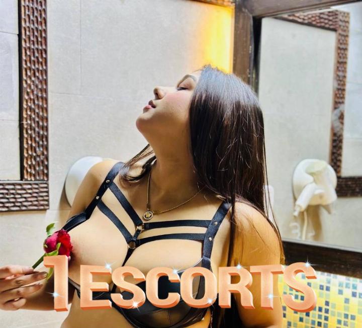 VIP Escort Service Gulshan Best Call Girl Provider Dhaka