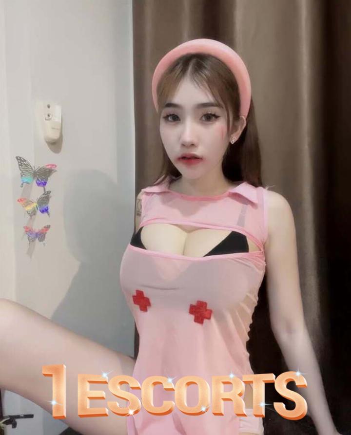 Mindy Johor Bahru escort mobile number -3