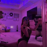 OLIVIA SEXY
