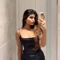Faiza  Independent Escort Karachi