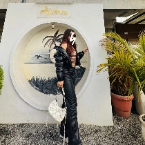 Independent girl for cam show and real meet
