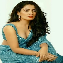 Young Luxury Girls in Islamabad
