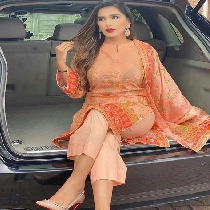 Female escorts in Lahore heavy girls available