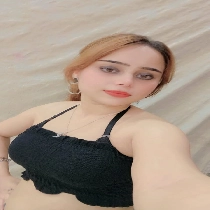 Hina khan